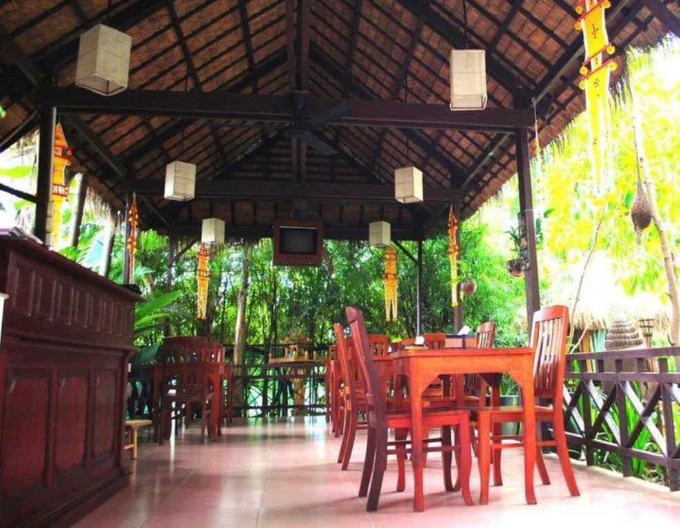 Forest King Hotel Ciudad de Siem Riep Exterior foto