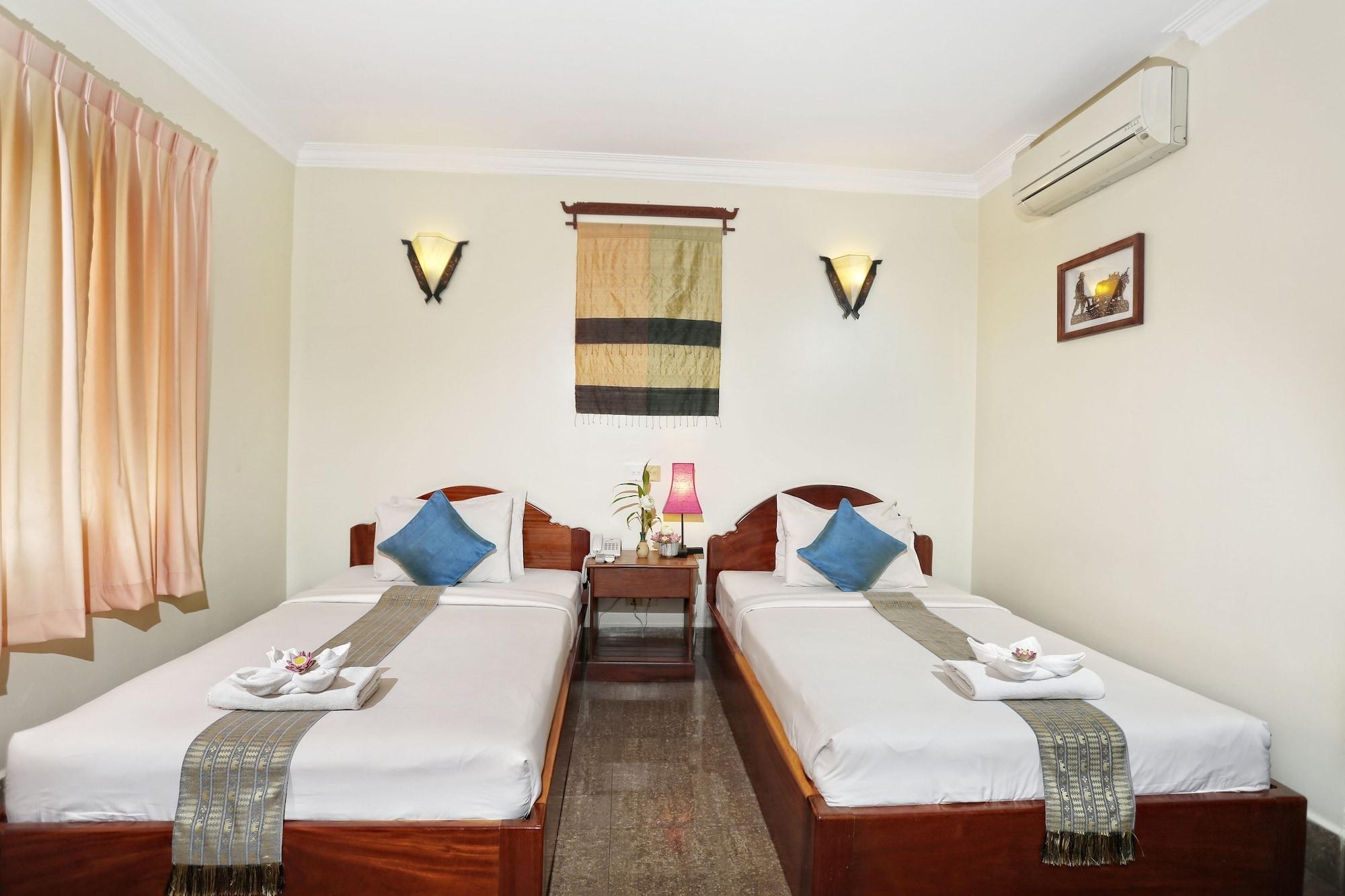 Forest King Hotel Ciudad de Siem Riep Exterior foto