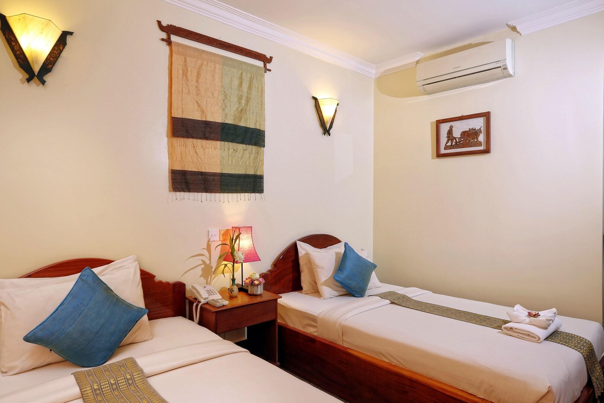 Forest King Hotel Ciudad de Siem Riep Exterior foto