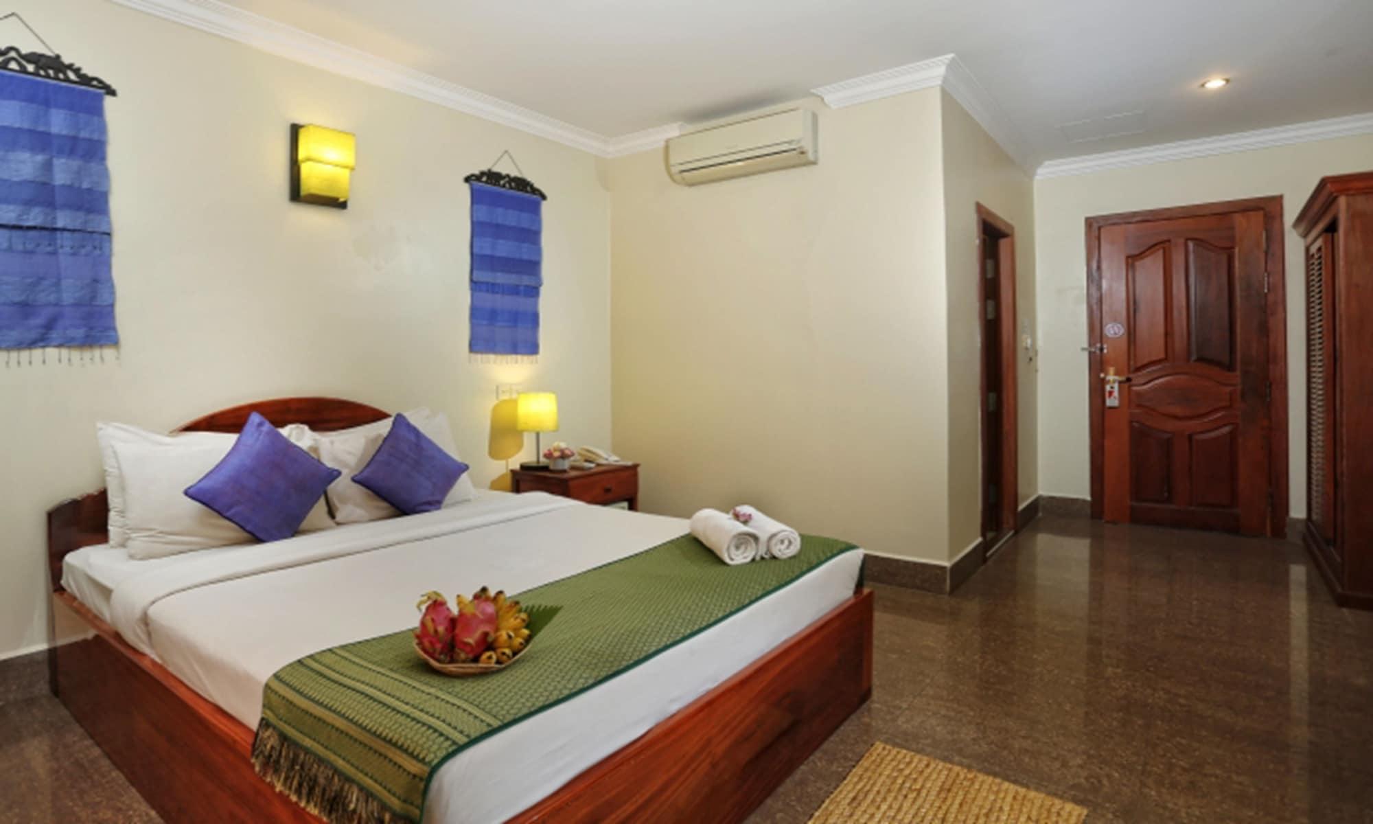 Forest King Hotel Ciudad de Siem Riep Exterior foto
