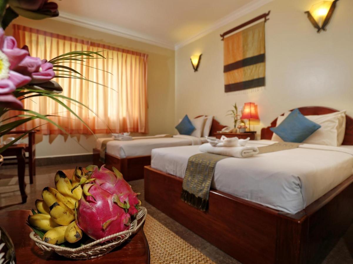Forest King Hotel Ciudad de Siem Riep Exterior foto